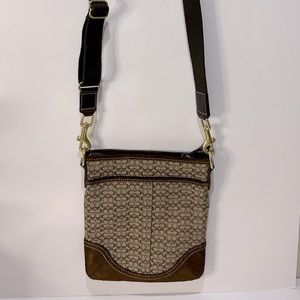 Coach Crossbody Bag Signature Canvas